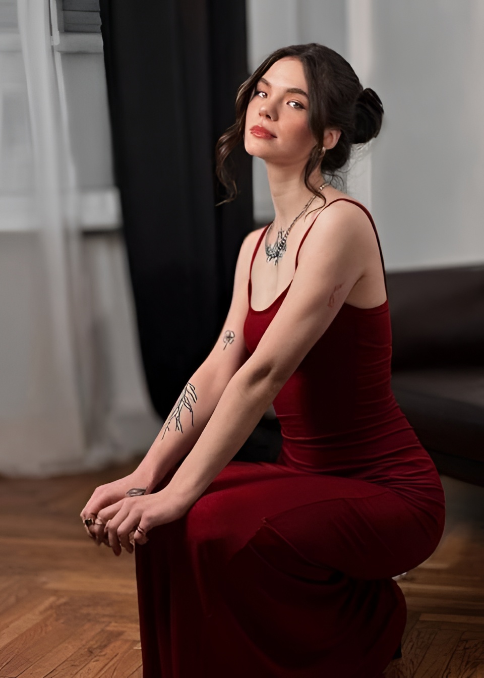 Кристина привлекательная девушка из Фрязино цена от 15000 руб