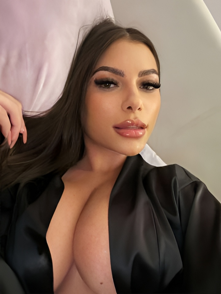 Индивидуалка Лаура, доступна для личного знакомства от 3000 руб