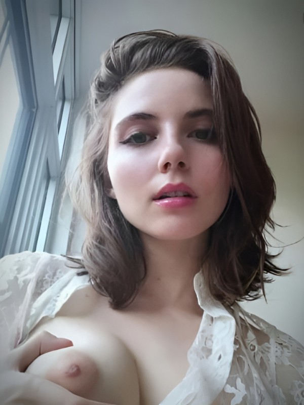 Адель привлекательная девушка из Фрязино цена от 1500 руб