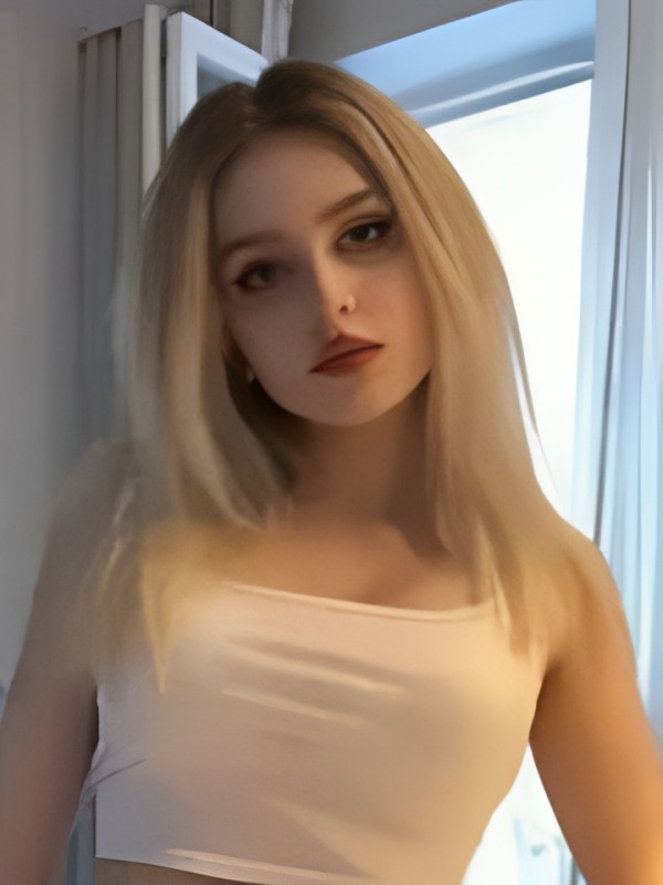 София привлекательная девушка из Фрязино цена от 1500 руб