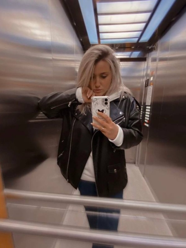 🎥 Ирен привлекательная девушка из Фрязино цена от 5000 руб